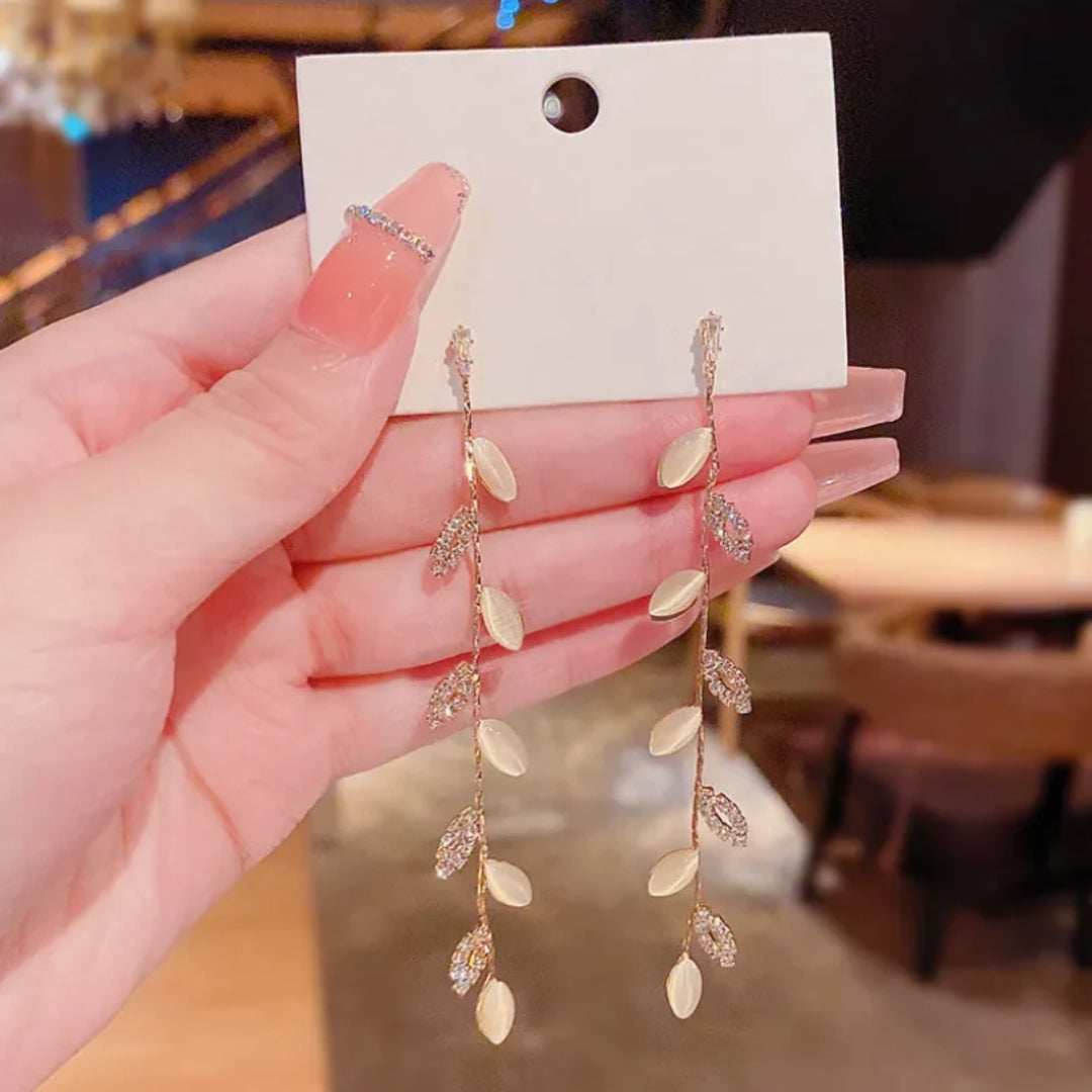 Glittering Zirconia Leaf Earrings
