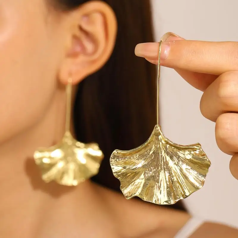 Floral Gold Earrings