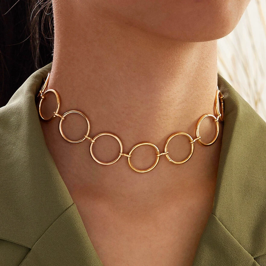 Vintage Interlocking Gold Circles Necklace