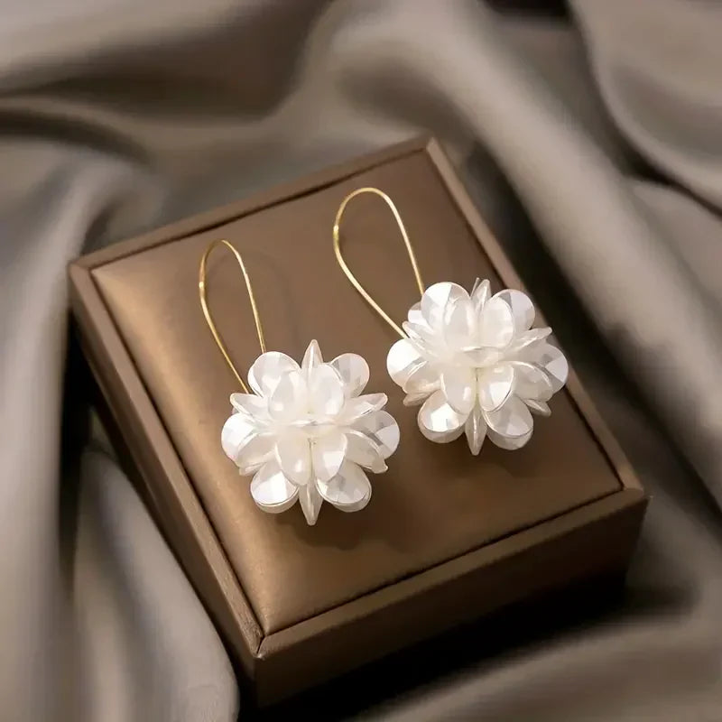 Elegant Gold Blossom Earrings