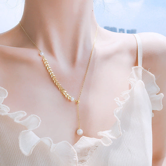 Choker with Design of Leaves Elegant Leaf Charm Choker Necklace