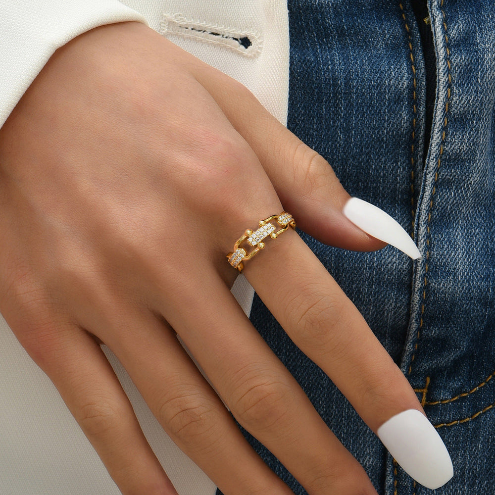 Chloe Classic Golden Ring