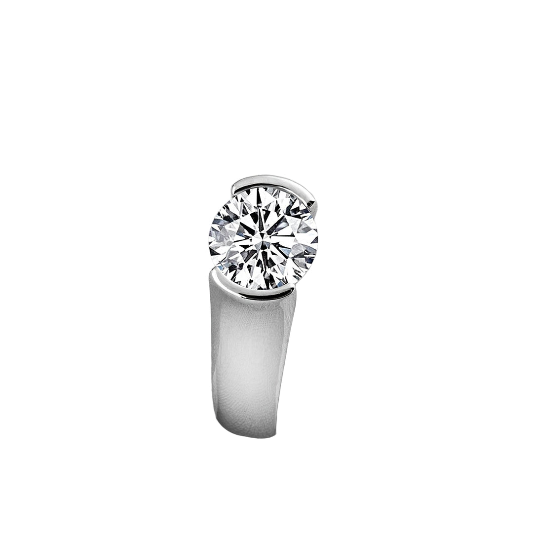 Classic Elegant Moissanite Engagement Ring