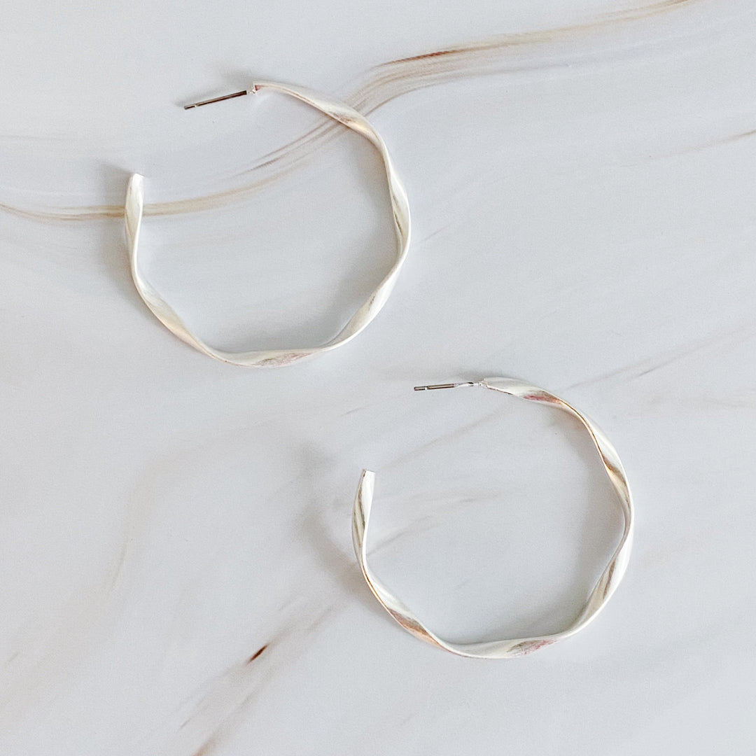 Sleek Wavy Design Hoop Earrings