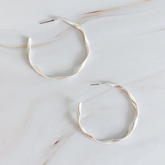 Sleek Wavy Design Hoop Earrings