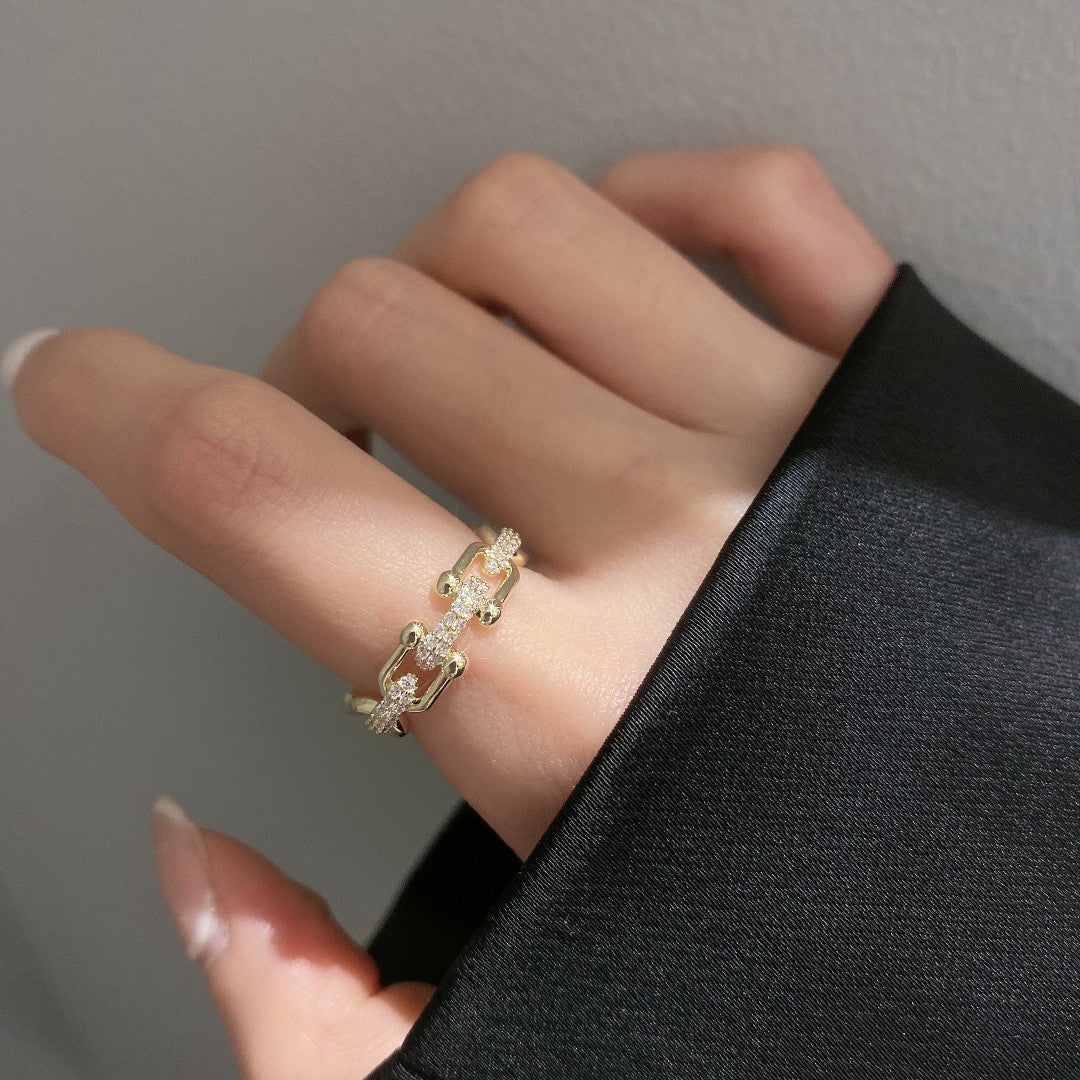 Chloe Classic Golden Ring