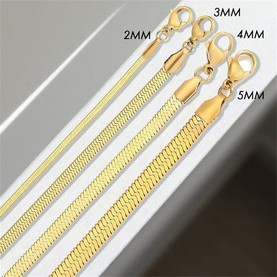 Vida Minimalist Gold Herringbone Bracelet