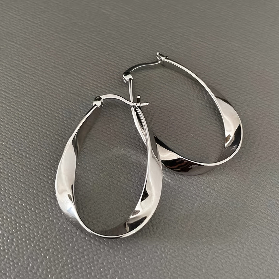Fashionable Circular Earrings