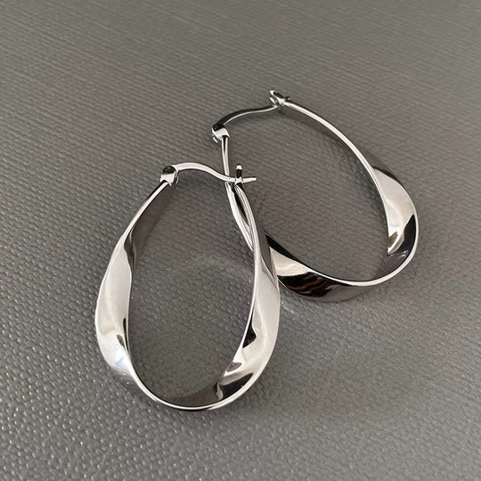 Fashionable Circular Earrings