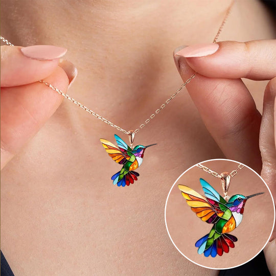Aurea Beautiful hummingbird Design Necklace