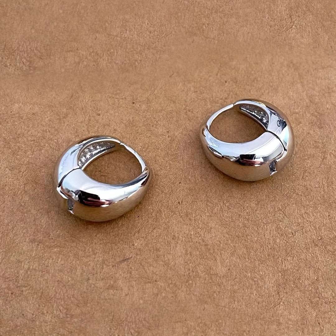 Minimalist Chunky Hoop Earrings