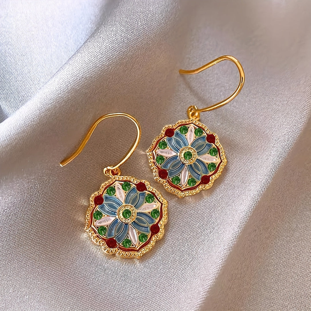 Pair Elegant Floral Earrings