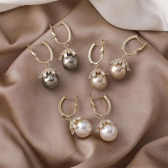 Malia Graceful Pearl Earrings