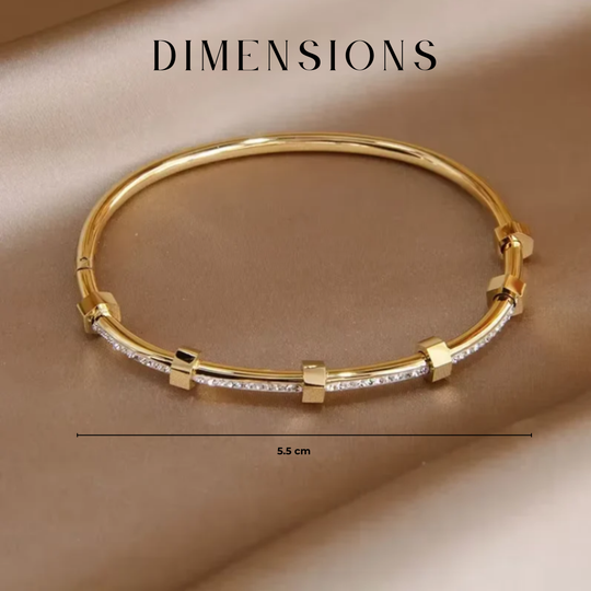 Lustrous Gold-Plated Charm Bracelet with Moissaniet cover