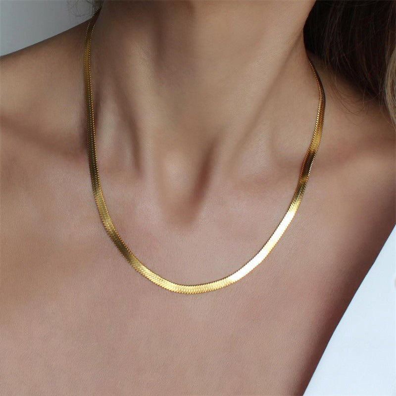 Stella Polished Herringbone Chain Necklace