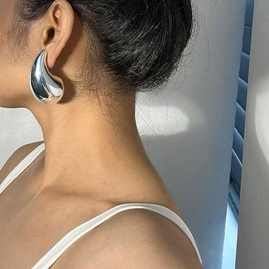 Sandra Polished Teardrop Gold Earrings