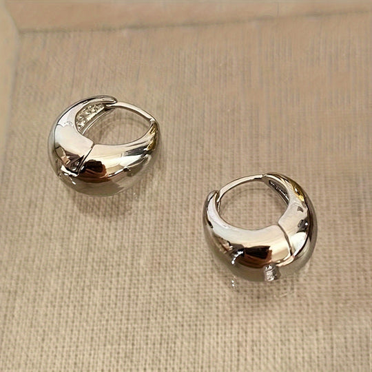 Minimalist Chunky Hoop Earrings