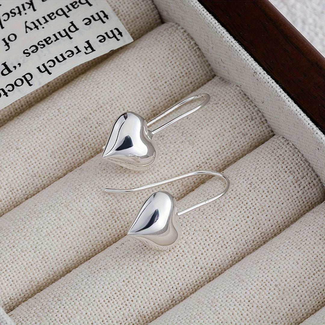 Minimalist & Stylish Heart Earrings