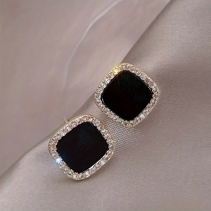 Minimalist Square Shape Earrings