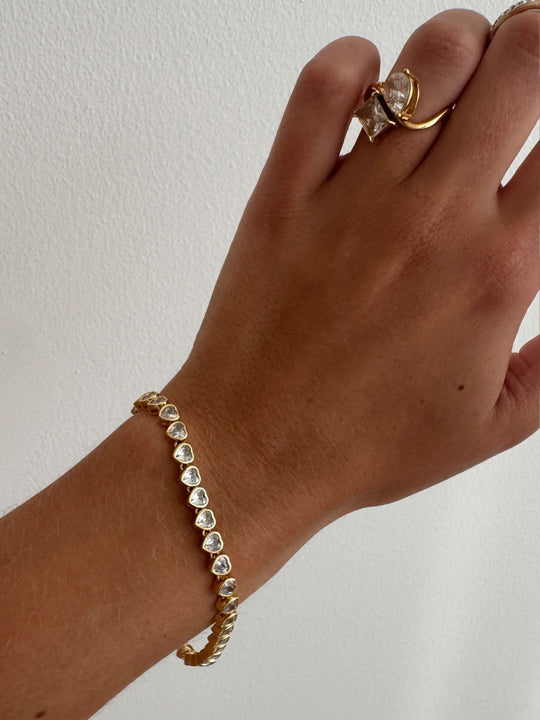 Arabella - Dainty Zirconia Heart Bracelet