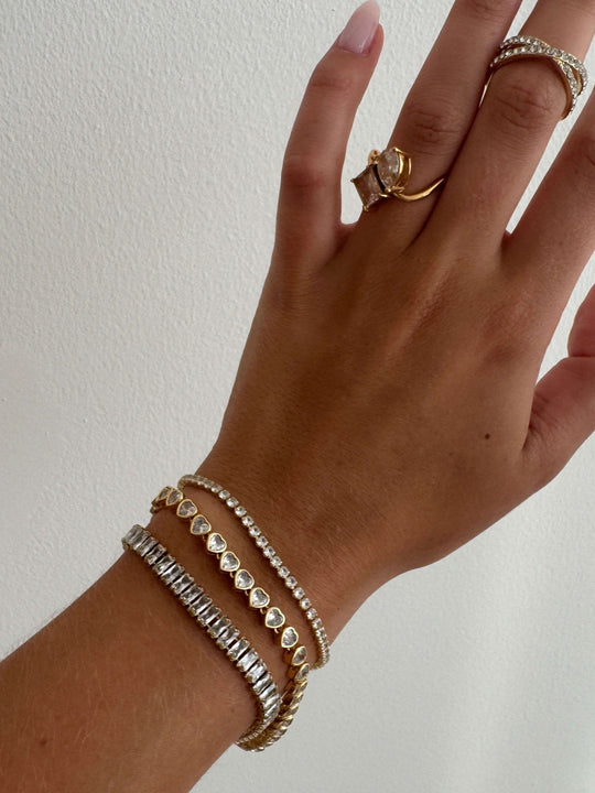 Arabella - Dainty Zirconia Heart Bracelet